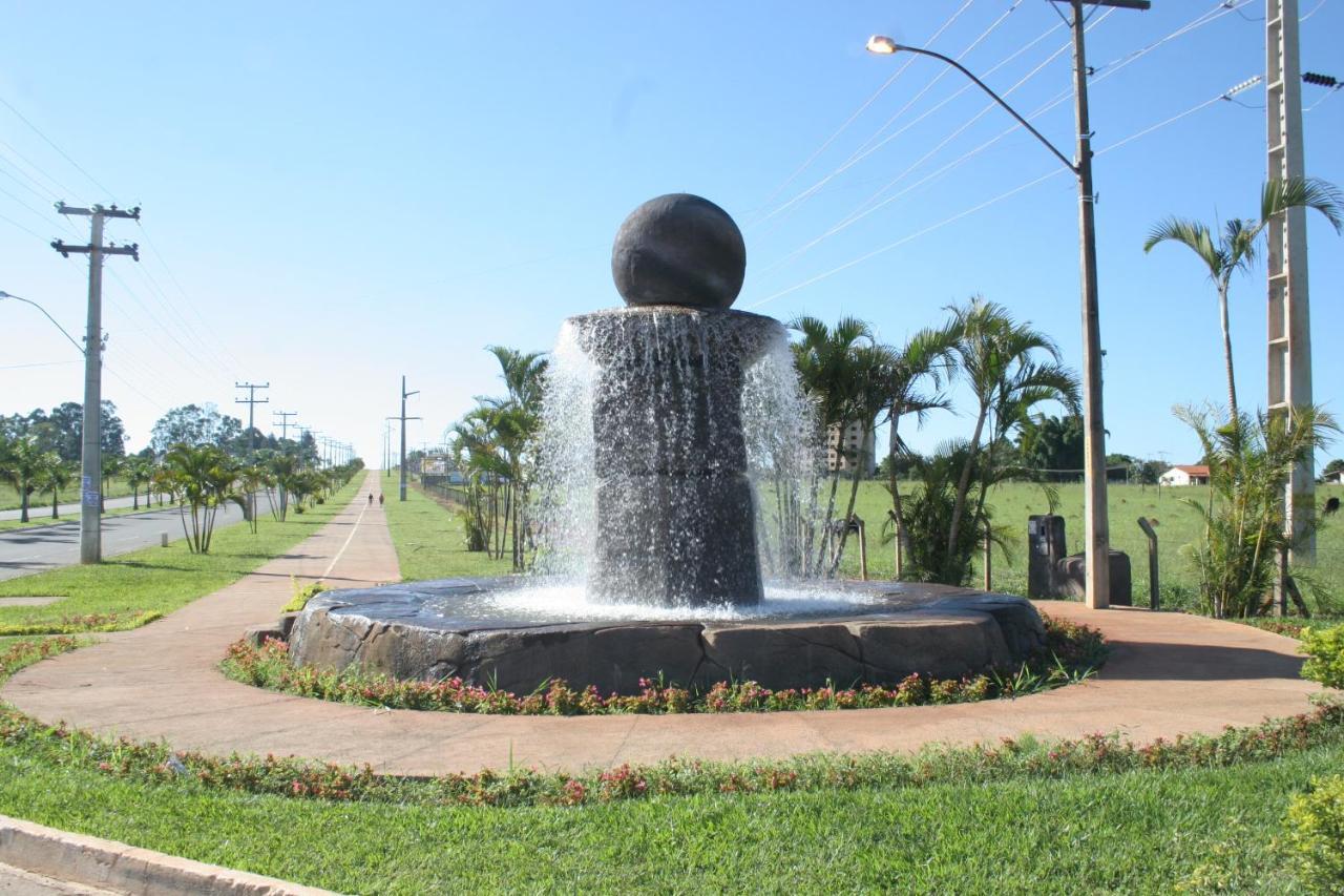 Lacqua Diroma Hotel Com Parque Aquatico 24 Horas Caldas Novas Eksteriør billede