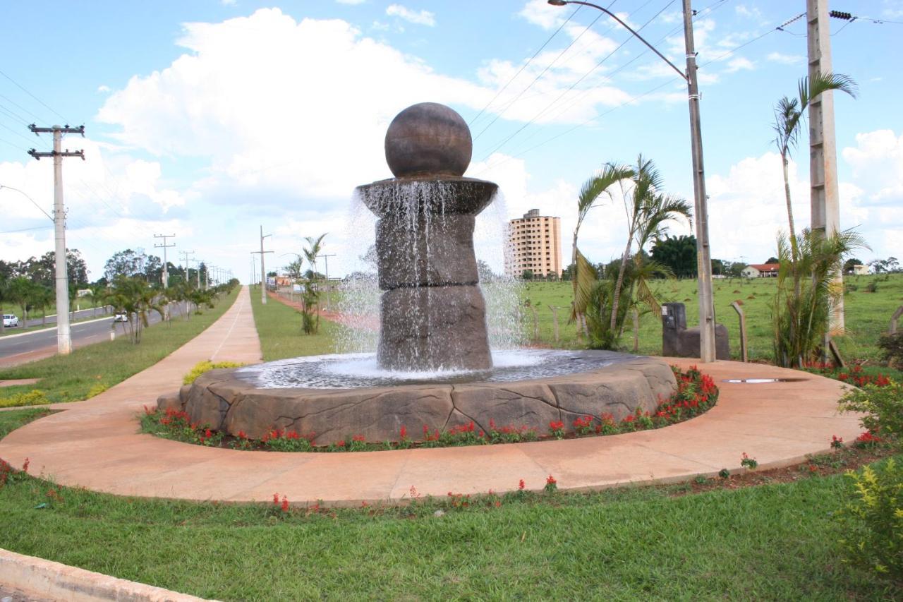 Lacqua Diroma Hotel Com Parque Aquatico 24 Horas Caldas Novas Eksteriør billede